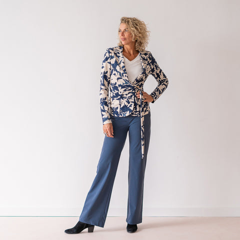 Aime Blazer Charlot Iced Flower, tall kleding voor lange vrouwen, gedragen door model