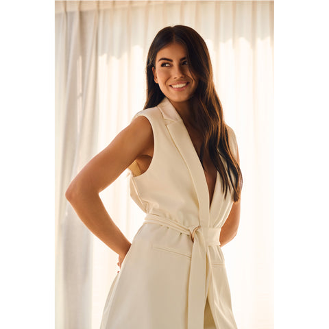 Kimara Giletblazer Isa, tall kleding voor lange vrouwen, gedragen door model