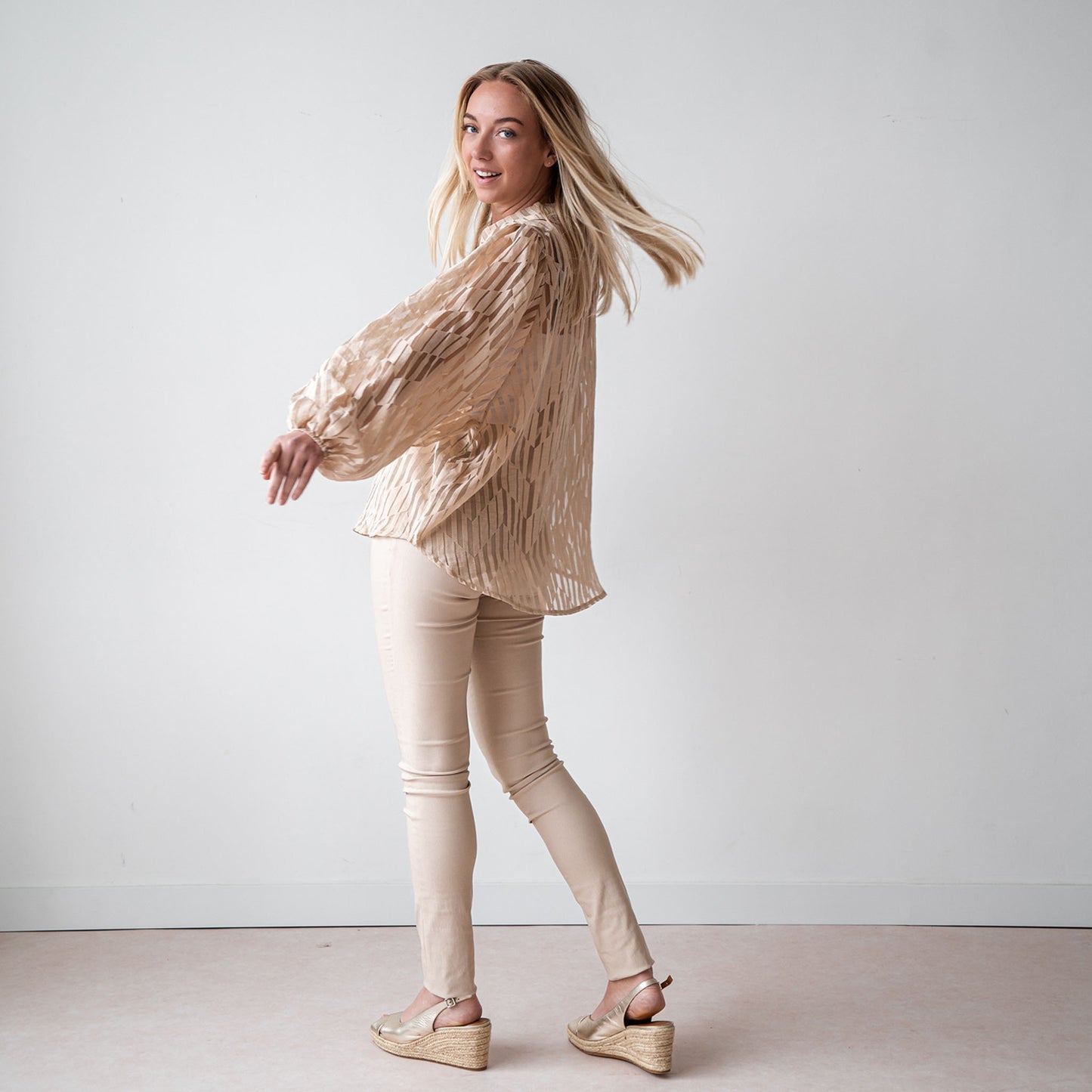 ICNK Blouse Peggy