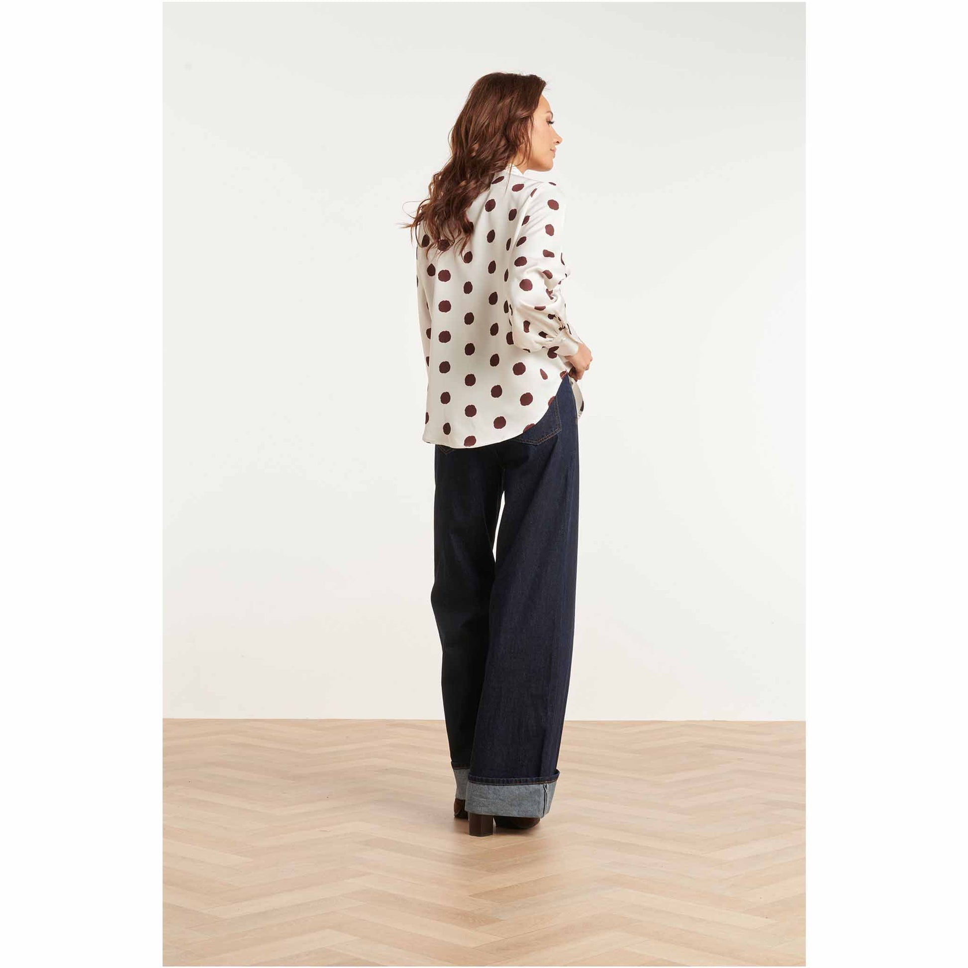 Smashed Lemon Blouse Stip Offwhite – achterzijde – kleding voor lange vrouwen
