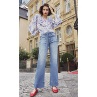 Bluefire Jeans Judy Tropical Blue, tall jeans voor lange dames, gedragen door model