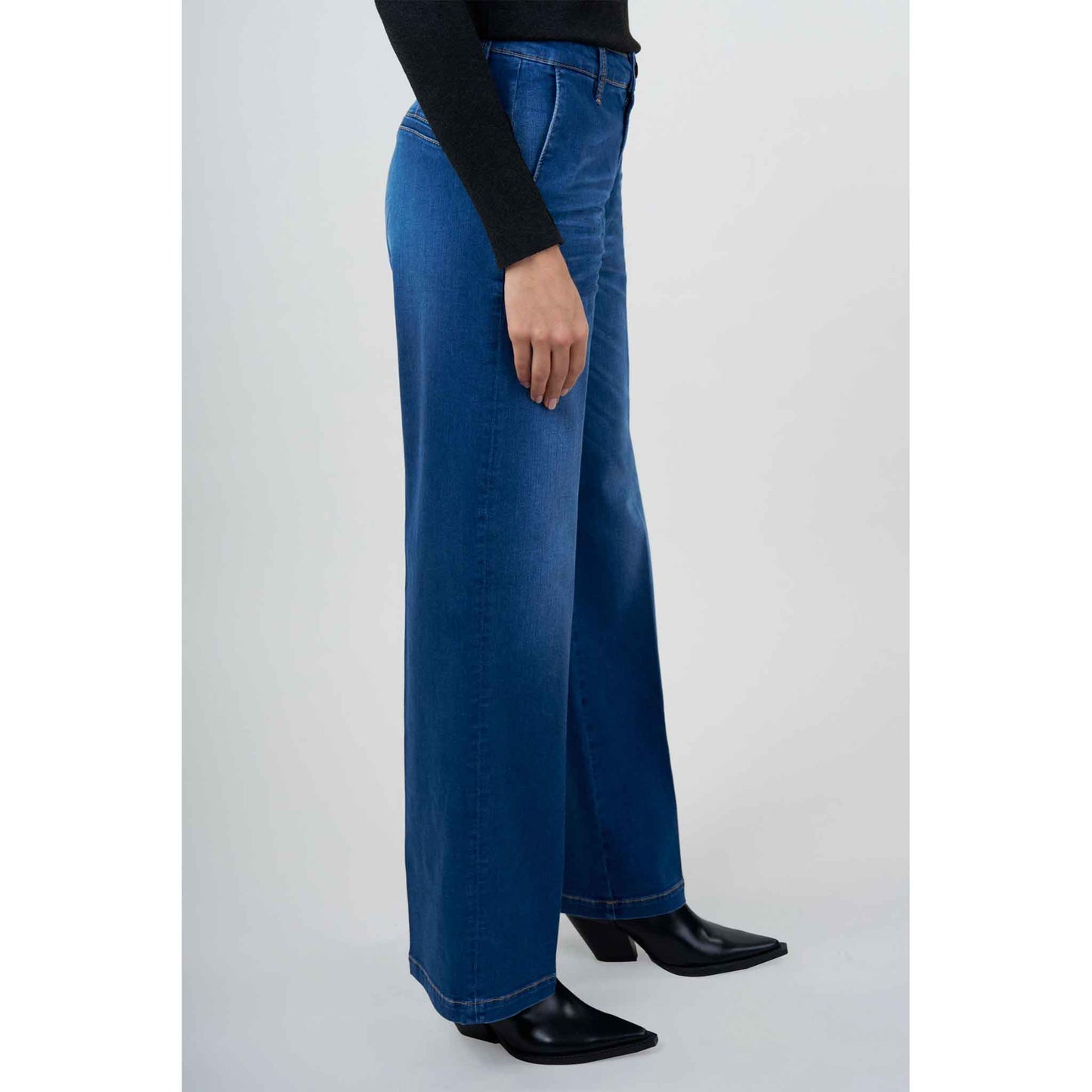 fashion tall woman bluefire jeans marlene pure blue