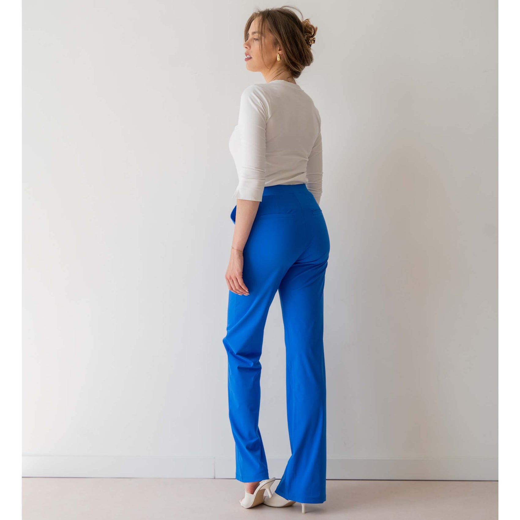 Smashed Lemon Broek Cobalt, tall kleding voor lange vrouwen, gedragen door model