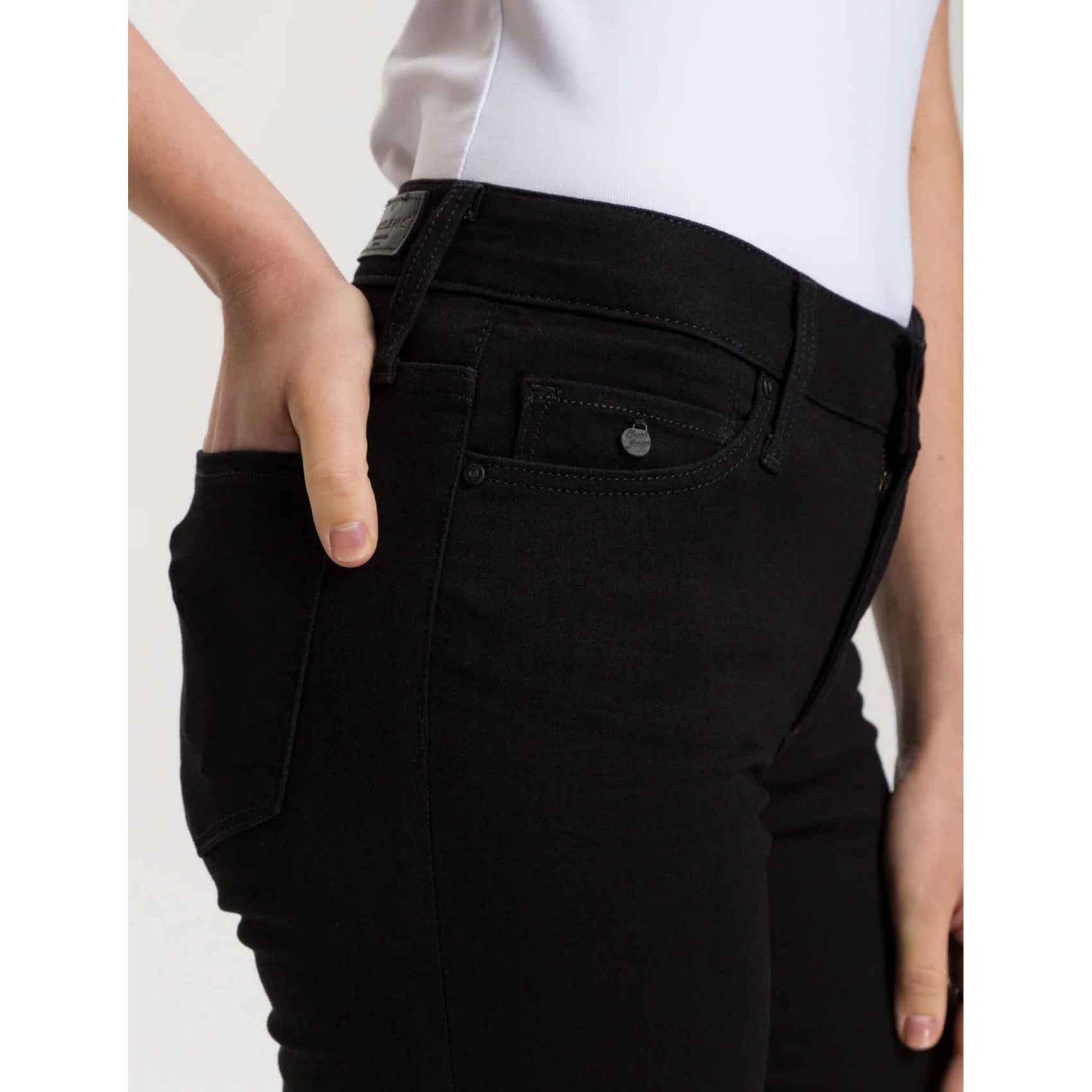 Cross Jeans Faye Zwart, tall jeans voor lange vrouwen