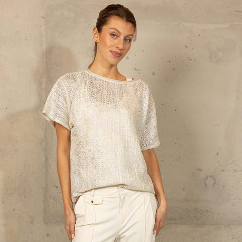 Kimara Shirt Jess, tall kleding voor lange vrouwen, gedragen door model