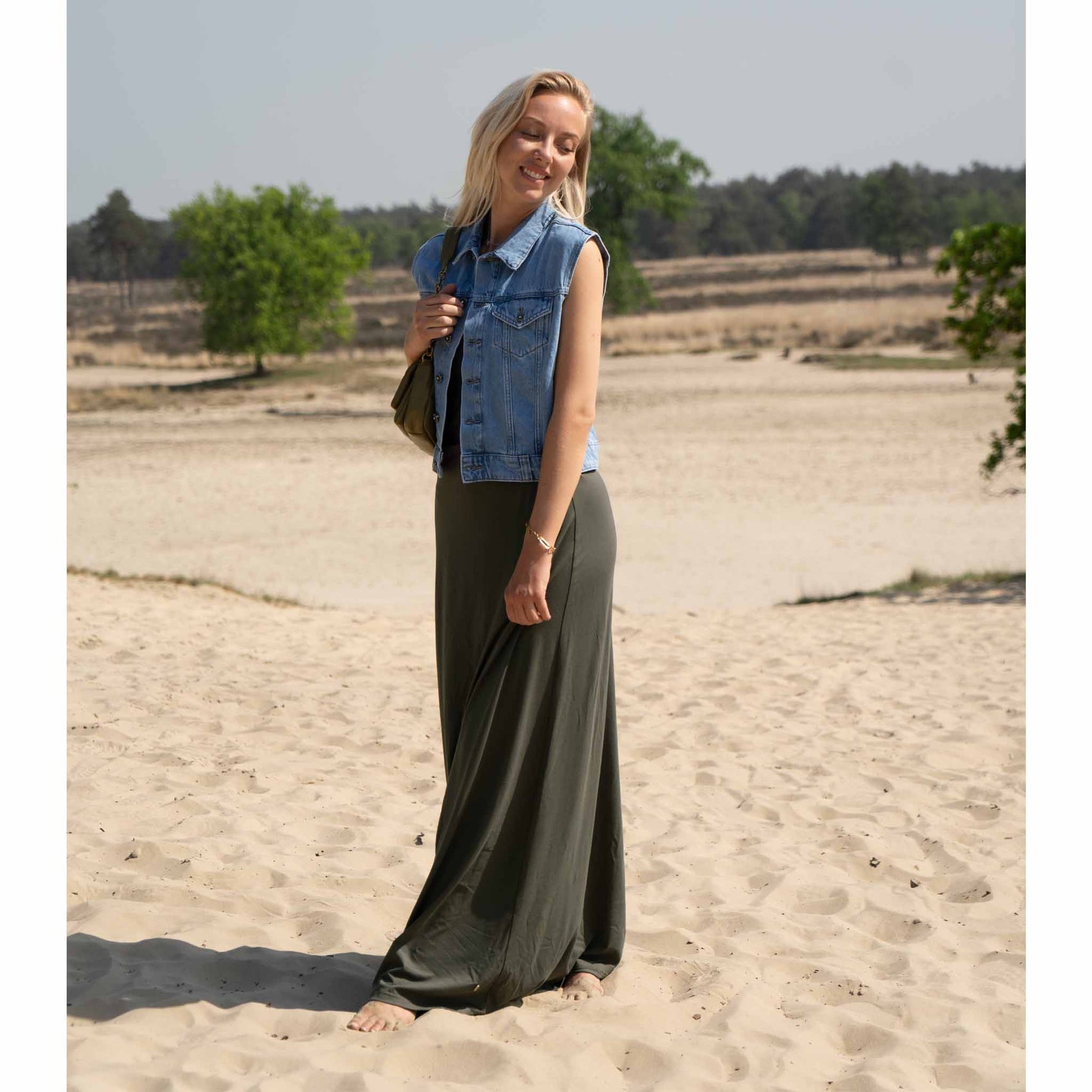 Longlady Jurk Edinne, tall kleding voor lange vrouwen, gedragen door model