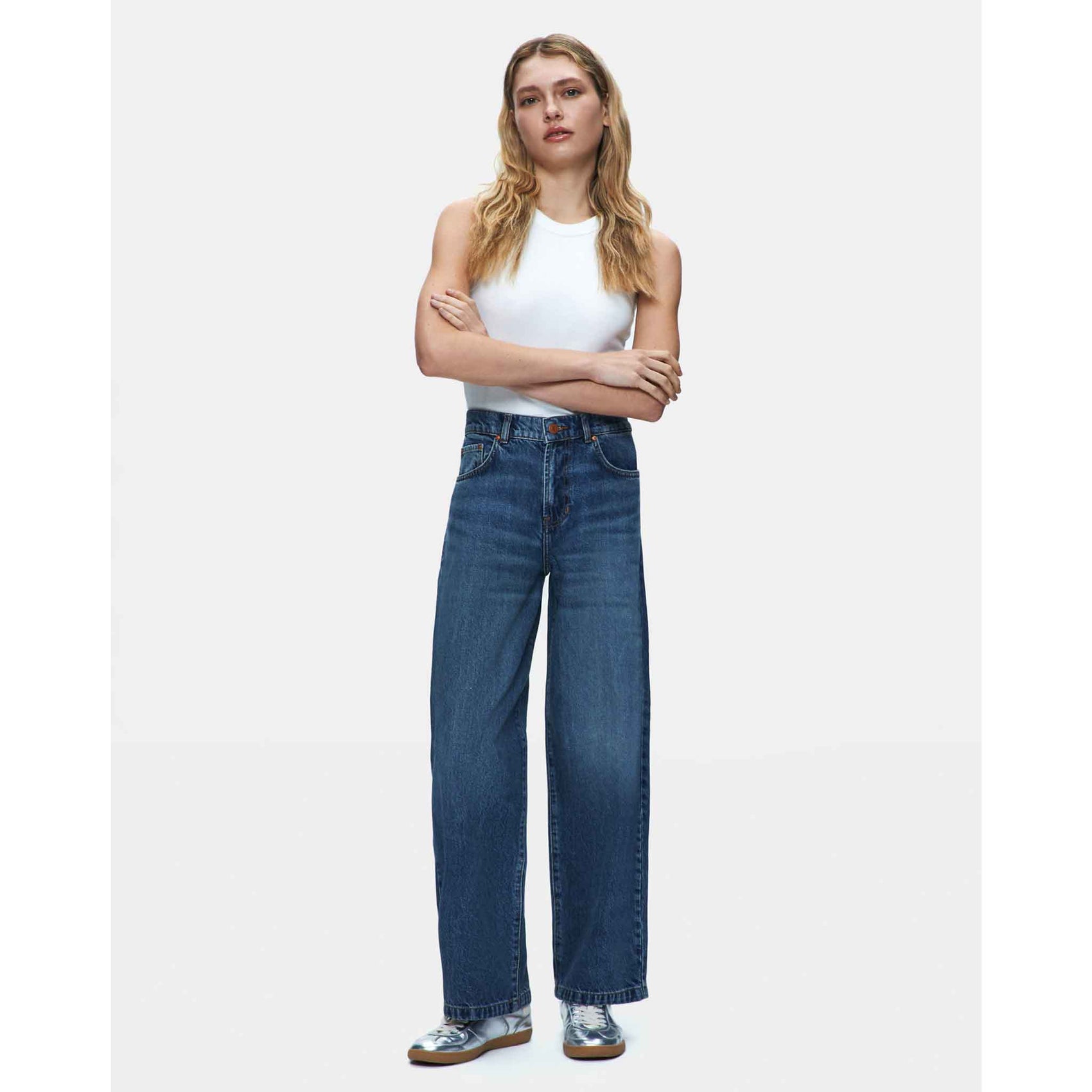 LTB Jeans Larrie Balloon Mineko, tall jeans voor lange dames, gedragen door model