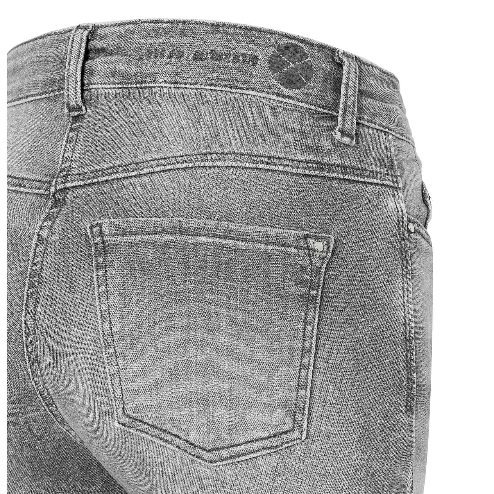 Mac Jeans Dream Boot Mid Grey, jeans in tall met lange benen, achteraanzicht
