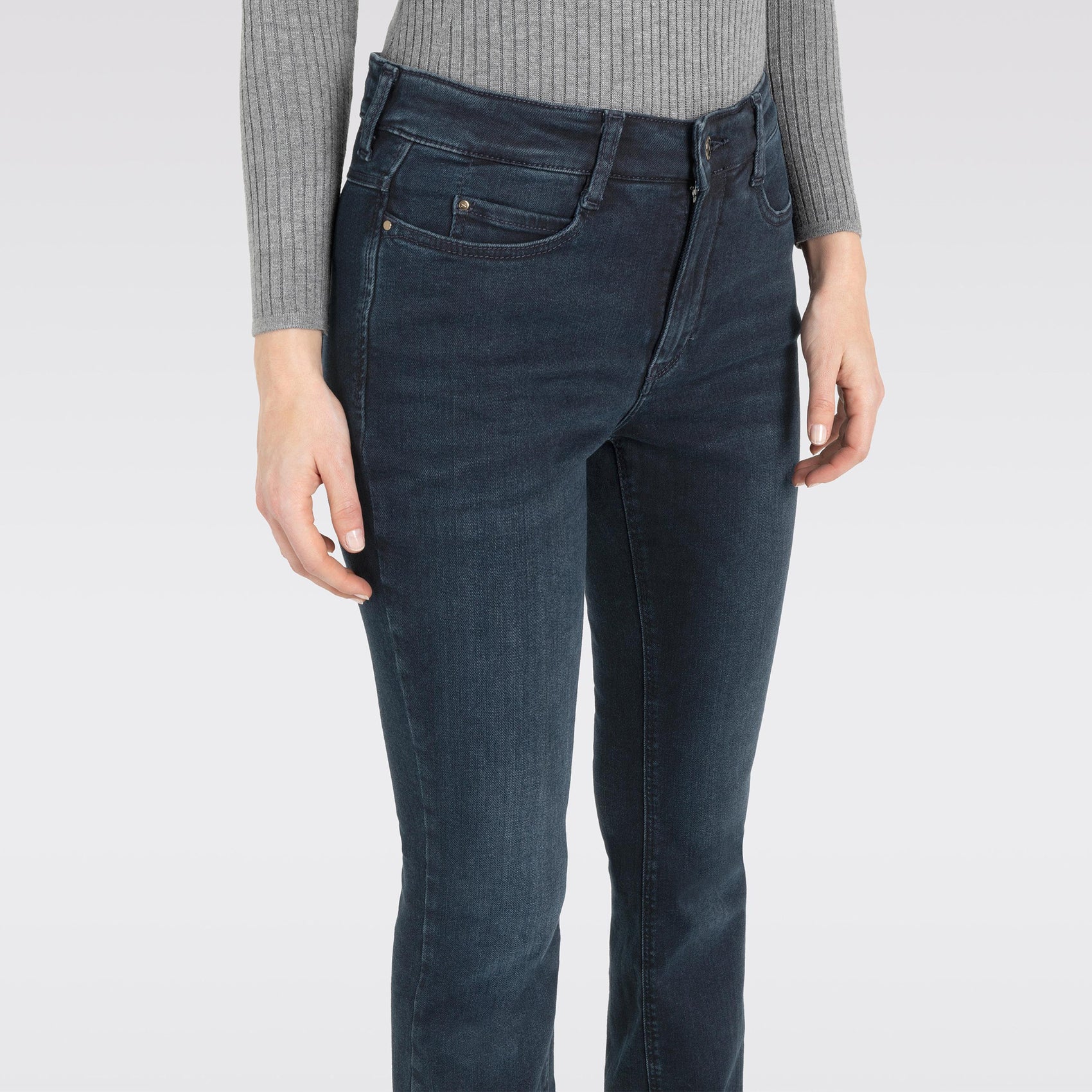 Mac Jeans Dream Boot Midnight Blue, tall jeans voor lange vrouwen, vooraanzicht