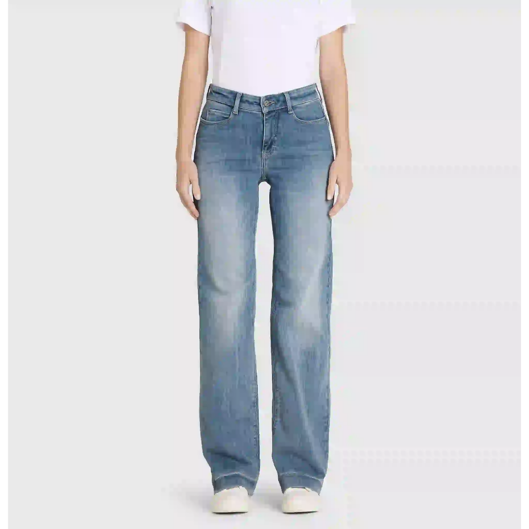 Tall Mac Jeans Dream Wide Authentic Sky Blue | model voor | lange dames