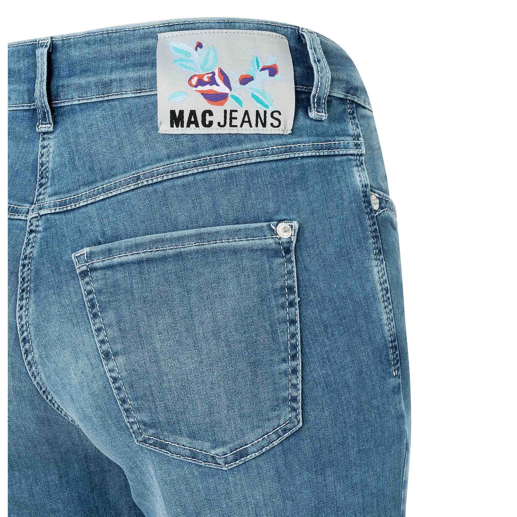 Mac Jeans Dream Wide Summer Mid Blue, jeans in tall met lange benen, achteraanzicht