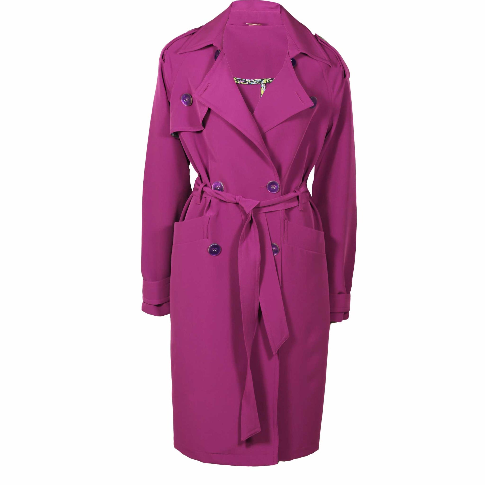 mode lange vrouw longlady trenchcoat manja