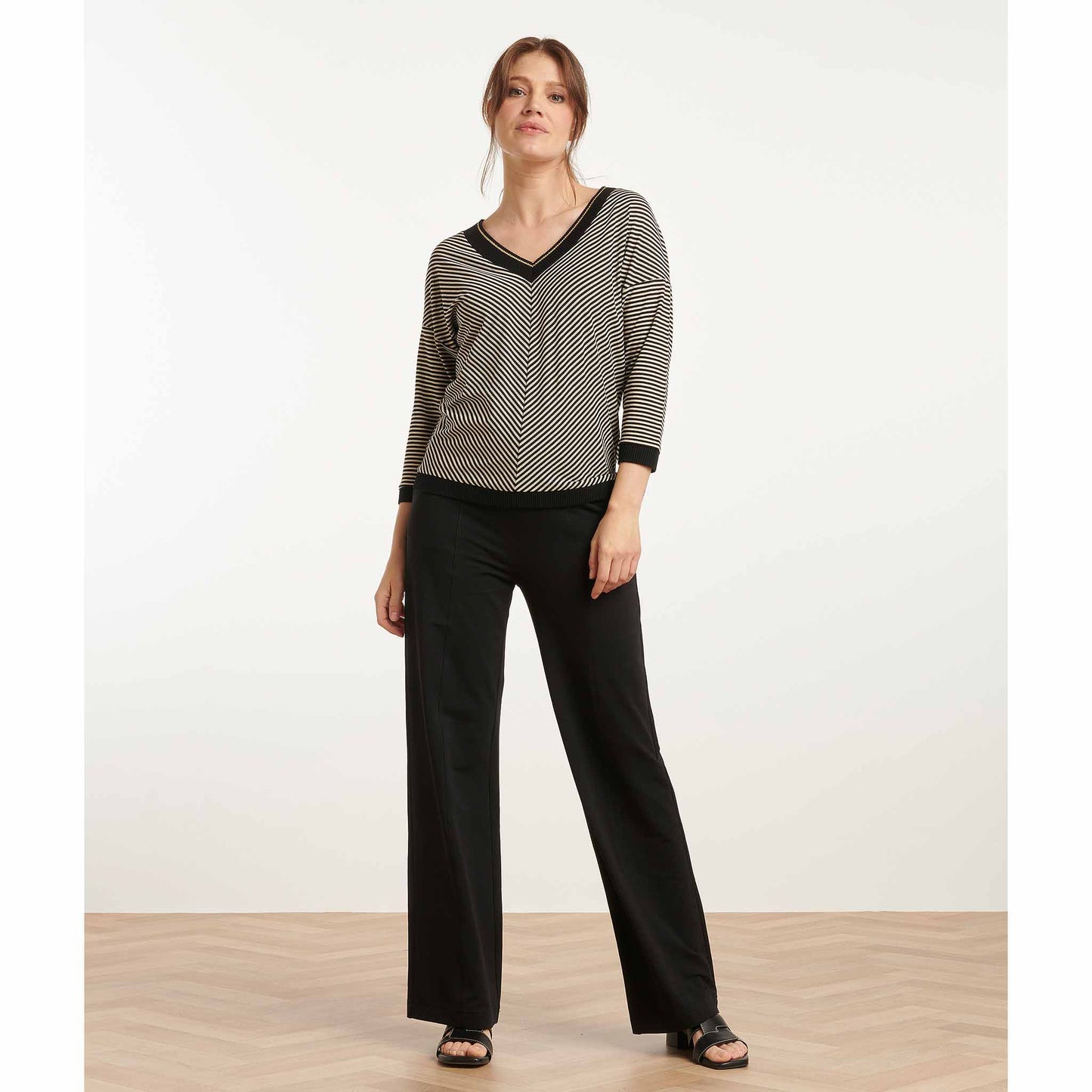 Tall Smashed Lemon Sweater Black Gold