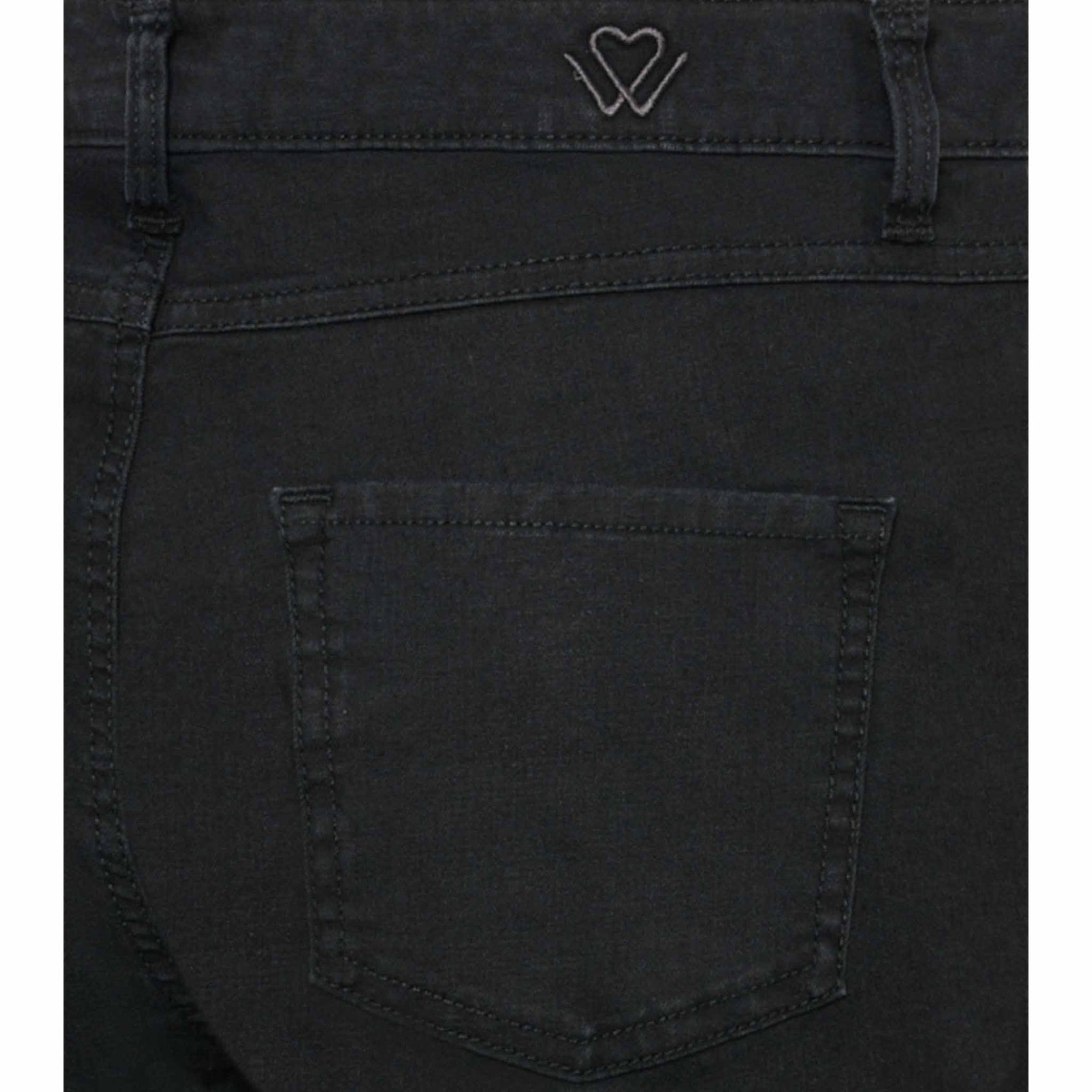 Wonderjeans RS Relaxed Black Rinse, jeans in tall met lange benen, achteraanzicht