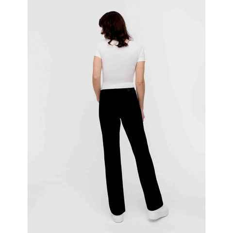 Wonderjeans RS Relaxed Black Rinse, jeans in tall met lange benen, achteraanzicht