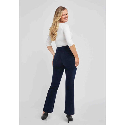 Wonderjeans WB Boot Navy Velvet, jeans in tall met lange benen, achteraanzicht