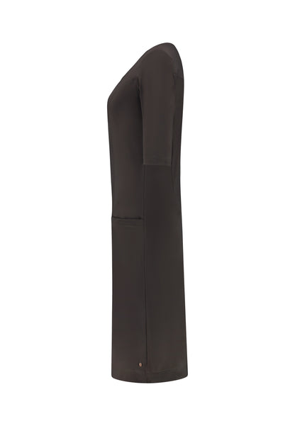 fashion tall woman longlady z dress travel gray brown